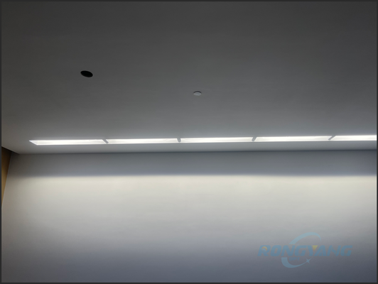 mua Đèn LED Giả Bầu Trời Ánh Sáng Tự Nhiên CRI 93 Không Nhấp Nháy với Nhiệt Độ Màu 2100K-7500K sản xuất trực tuyến