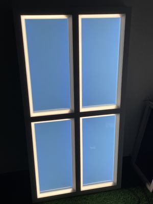 Đèn cửa sổ giả màu ánh sáng 2100-7500K với ánh sáng LED tán xạ Rayleigh và điện áp 100-240V